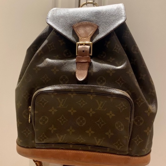 Louis Vuitton Handbags - Authentic Louis Vuitton GM Montsouris Backpack.
